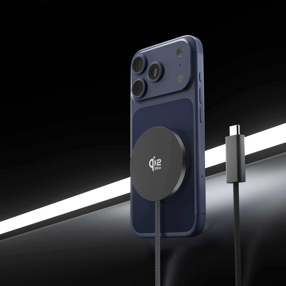 25W Qi2.2 Magnetic Wireless Charger – Ultra-Thin Aluminum Alloy Charger for iPhone 15/16/17 Series